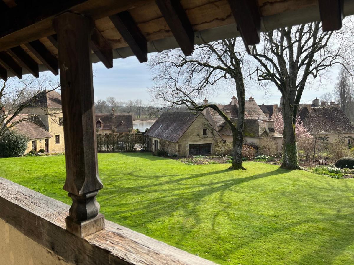 La Maison De La Tour Apremont-sur-Allier المظهر الخارجي الصورة